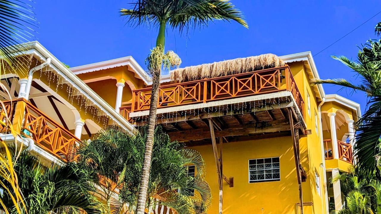 Sunset Lane Hotel Laborie Exterior foto